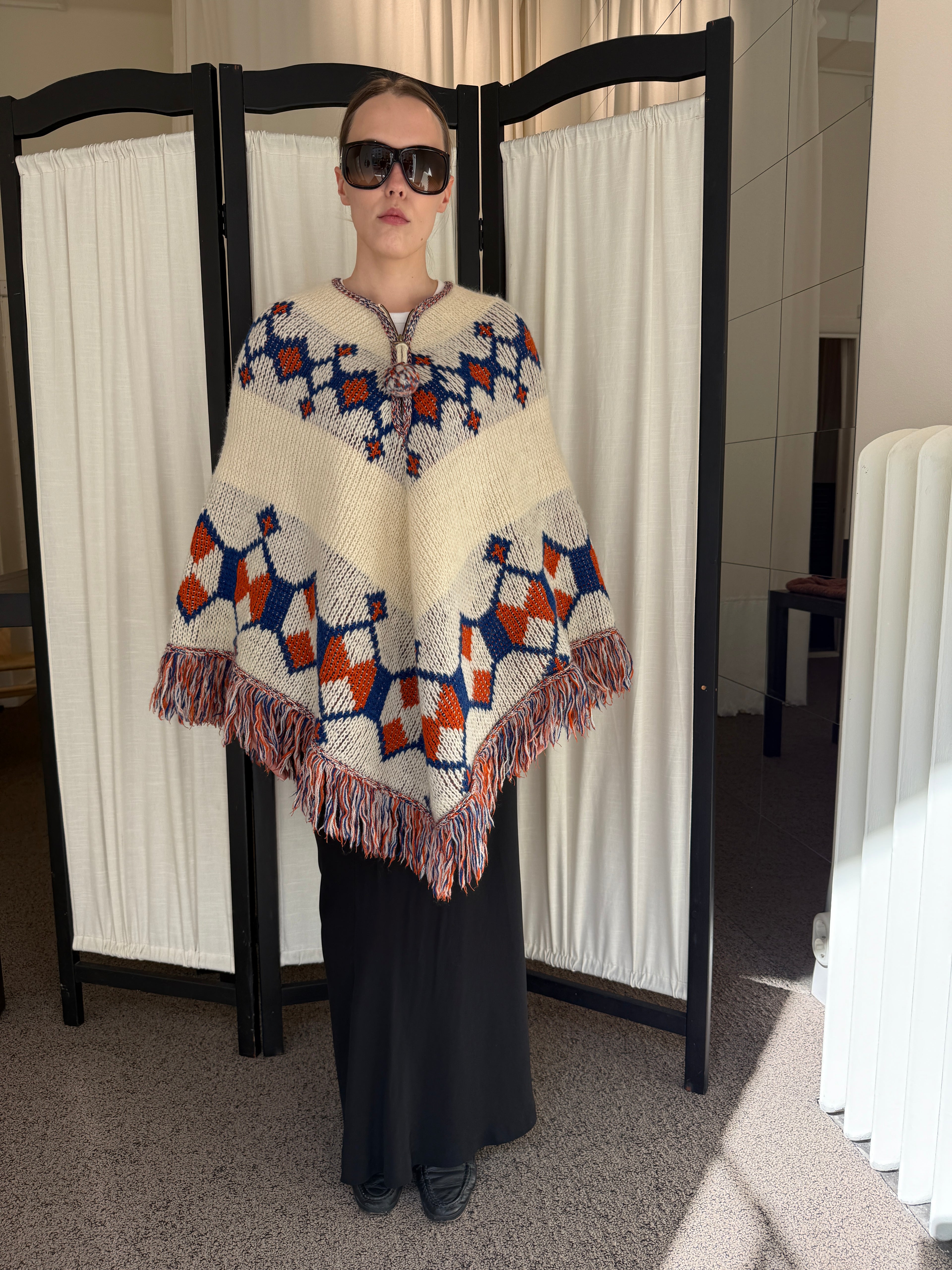 70's Saks Fifth Avenue wool poncho